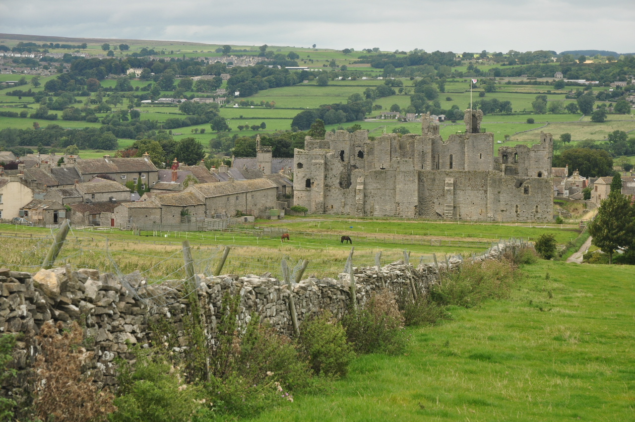 Image of Castle In Its Setting